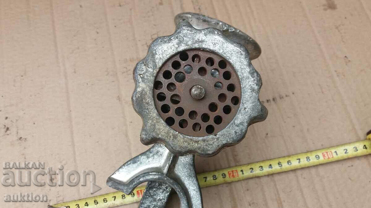 Auction MASSIVE SOC, MEAT GRINDER Auction MASSIVE SOC, MEAT GRINDER