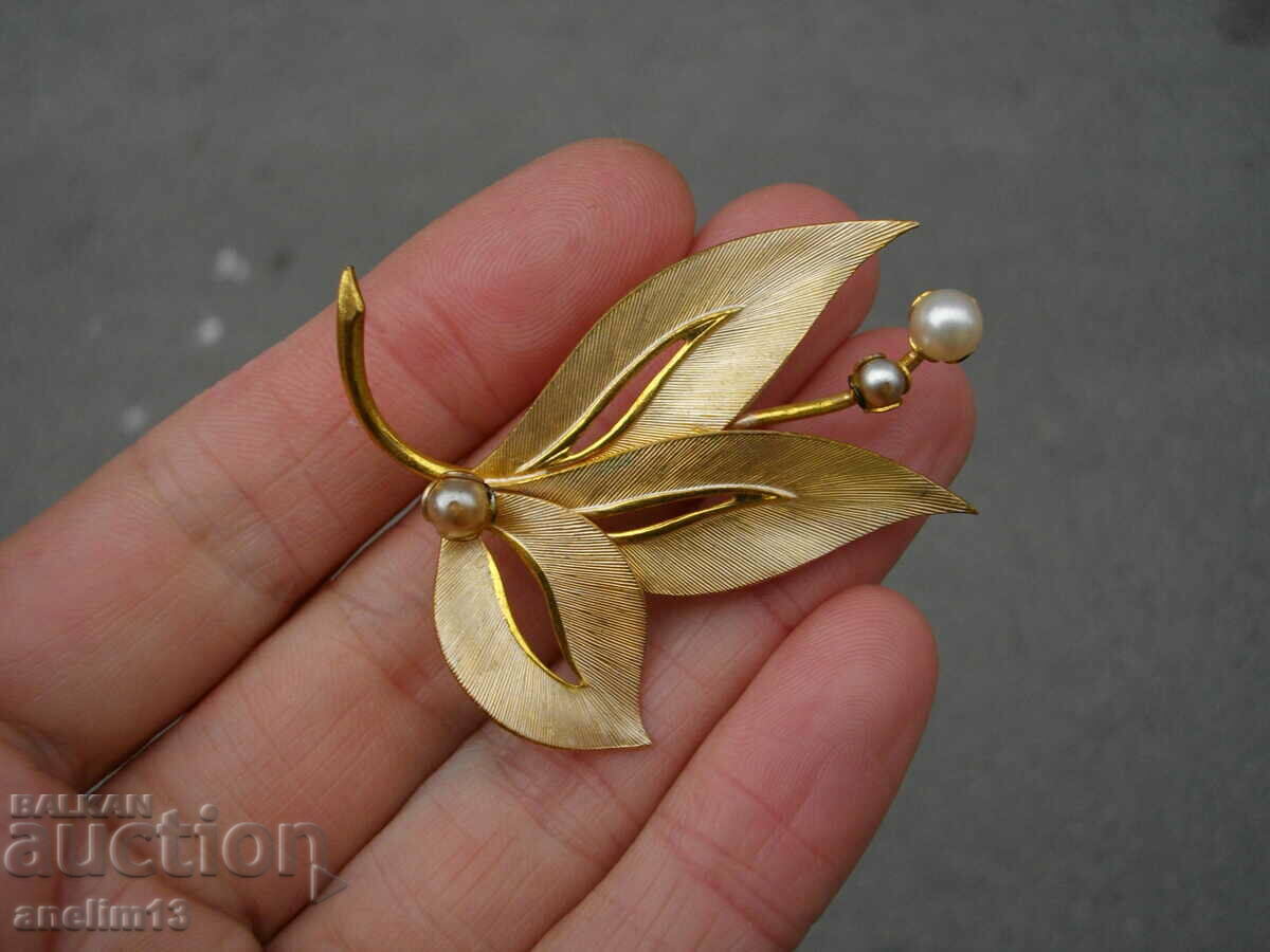 OLD BROOCH with price € 12.00 | 23.47 BGN