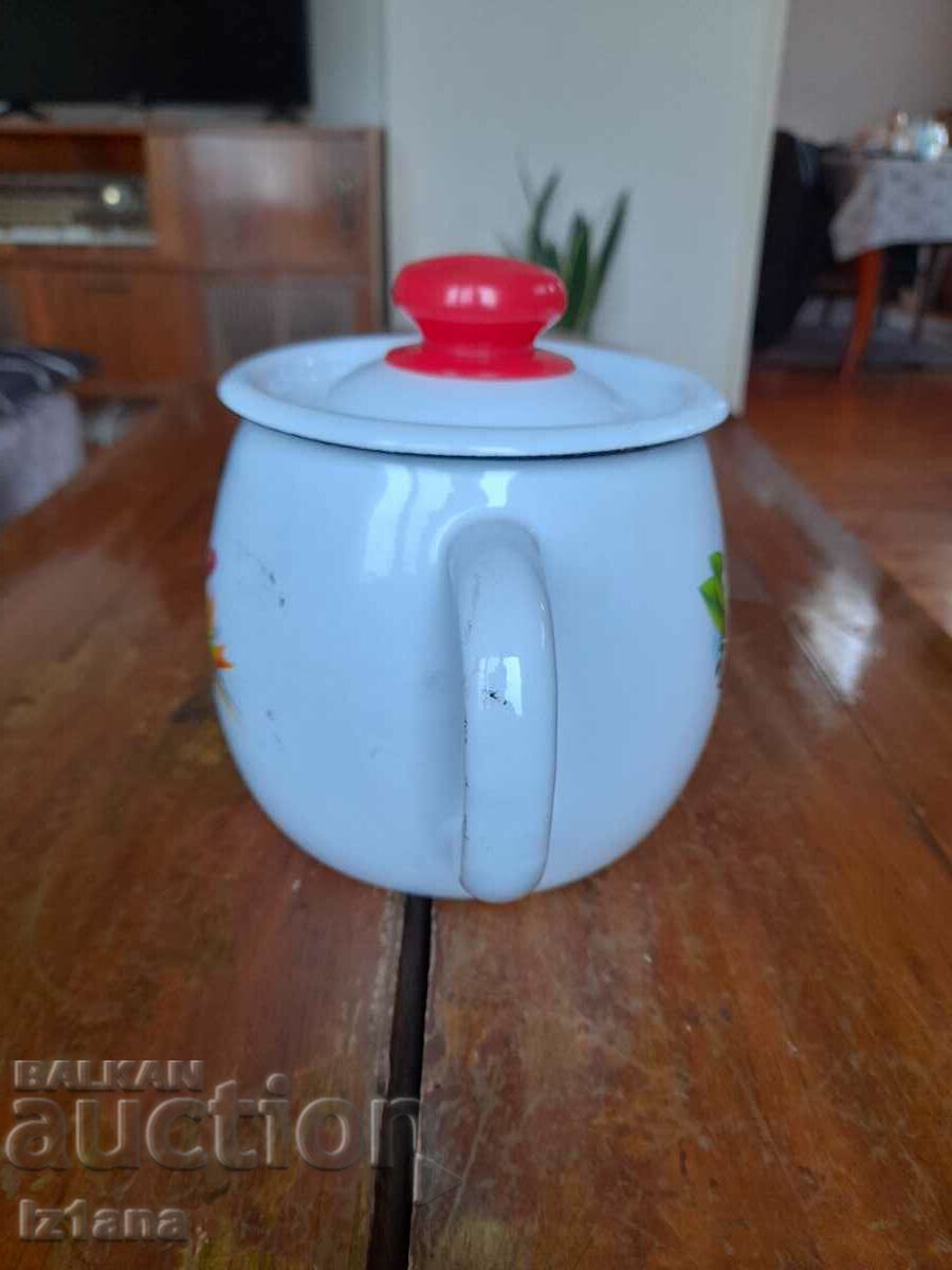 Delivery of Old enamel teapot Delivery of Old enamel teapot