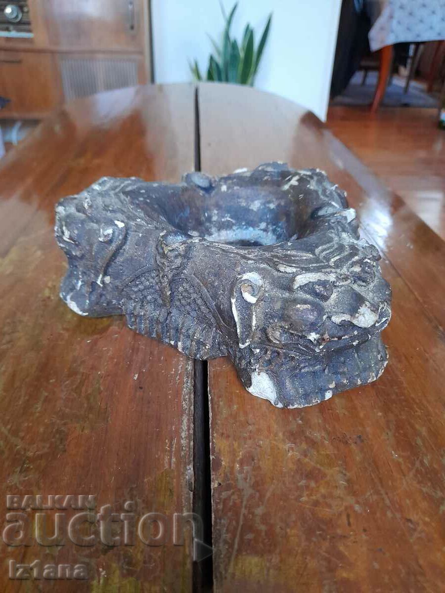 Παλιό τασάκι με τιμή 16.00 BGN | € 8.18