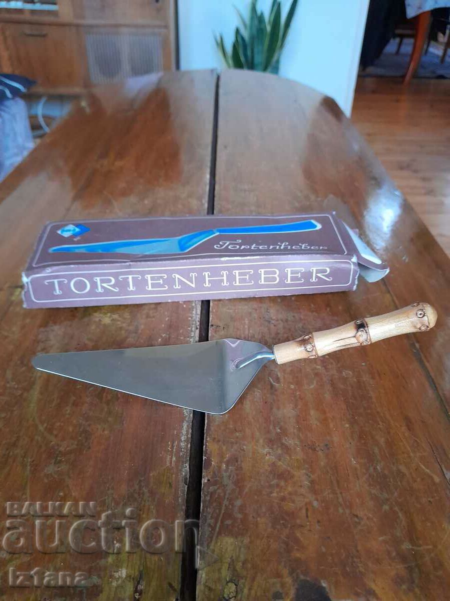 Old cake spatula with price 27.00 BGN | € 13.80 Old cake spatula with price 27.00 BGN | € 13.80