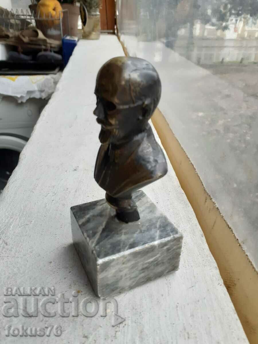 Small bronze bust, figure, statuette with price 90.00 BGN | € 46.02 Small bronze bust, figure, statuette with price 90.00 BGN | € 46.02