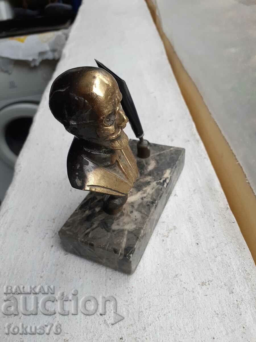 Delivery of Small bronze bust - inkstand, figure, statuette