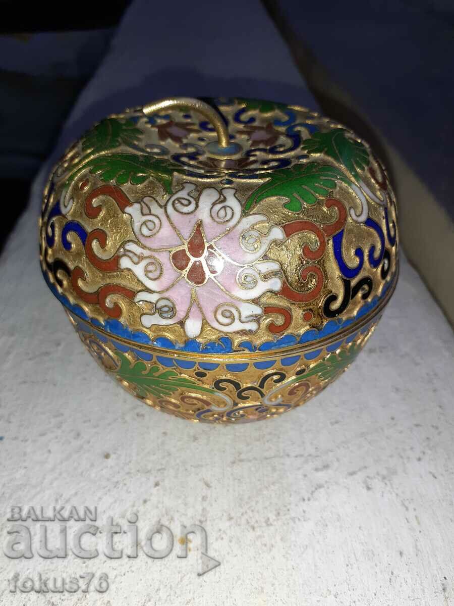 Auction  Cloisonne cloisonne cellular enamel bronze vase apple