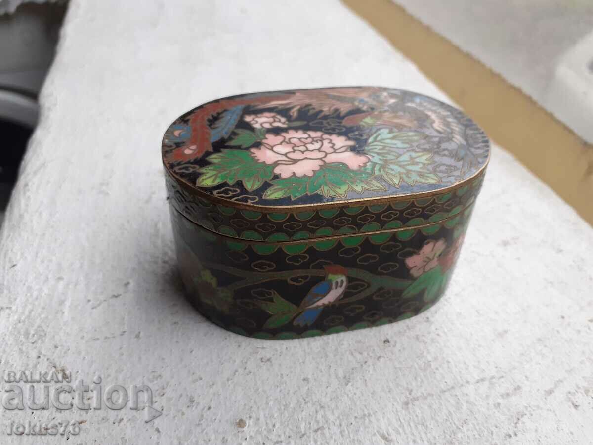 Delivery of Cloisonne cloisonne cellular enamel bronze - old box Delivery of Cloisonne cloisonne cellular enamel bronze - old box