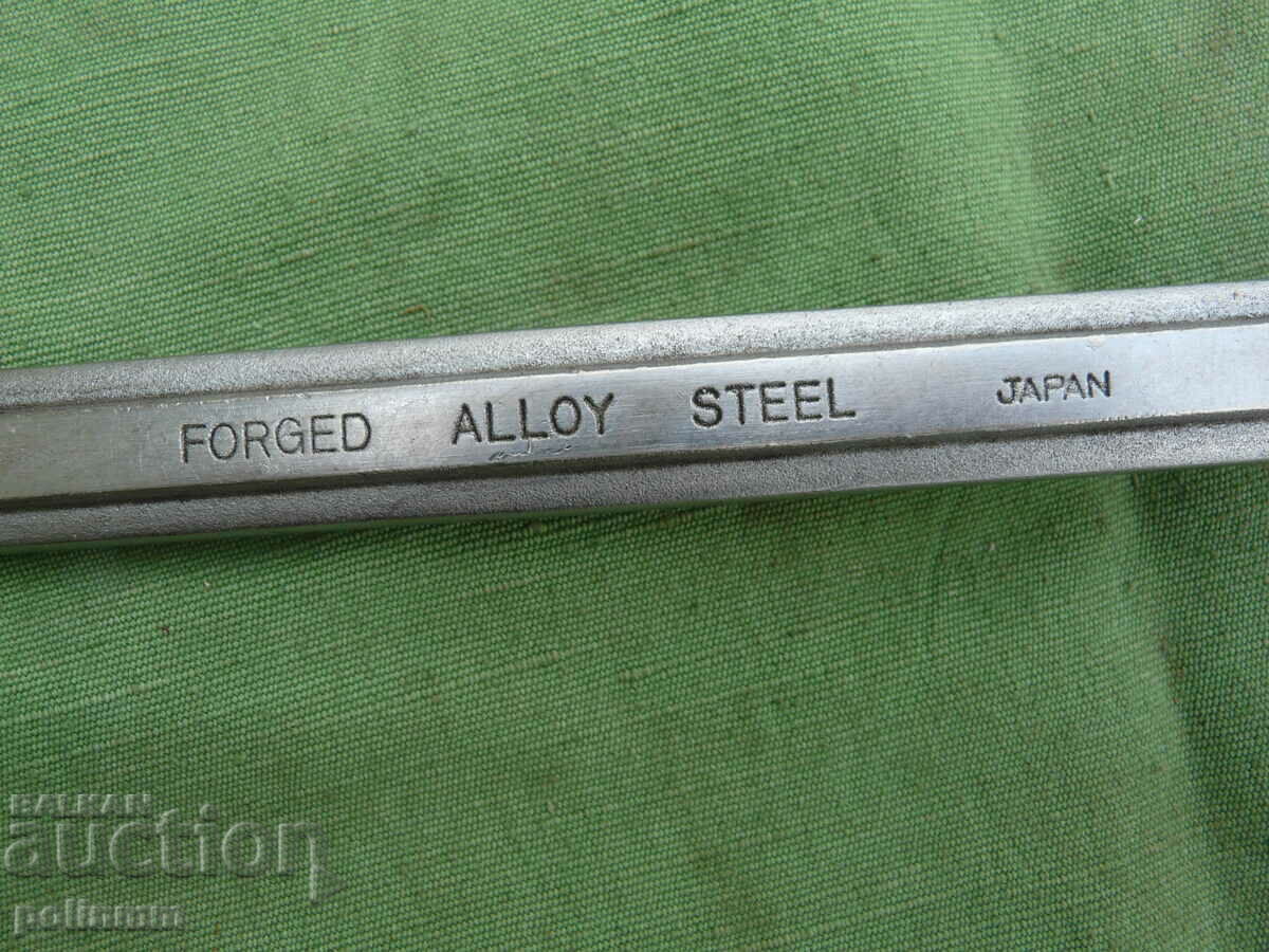 Ιαπωνικό κλειδί - 245 με τιμή 40.00 BGN | € 20.45 Ιαπωνικό κλειδί - 245 με τιμή 40.00 BGN | € 20.45