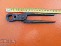 Old craft pliers - 47