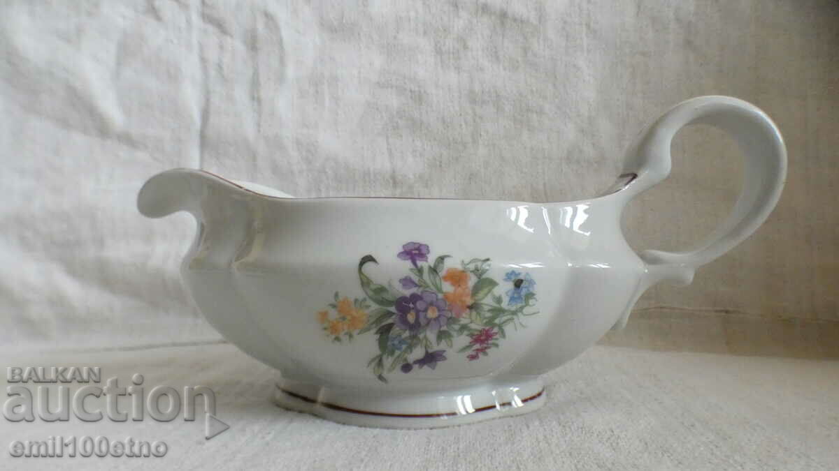 Красива сосиера - стар български порцелан Китка Нови Пазар с цена 15.00 лв. | € 7.67 Красива сосиера - стар български порцелан Китка Нови Пазар с цена 15.00 лв. | € 7.67