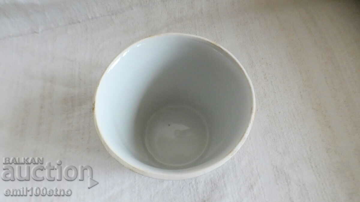 Delivery of Tea cup old Bulgarian porcelain Kosta Yordanov Vidin Delivery of Tea cup old Bulgarian porcelain Kosta Yordanov Vidin