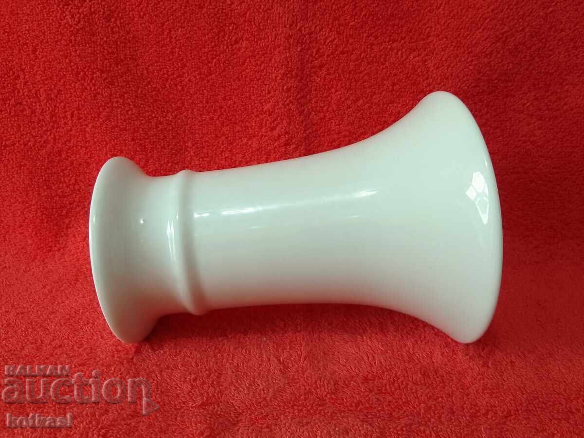 Licitație Vaza veche de portelan marcata Schumann GERMANIA Licitație Vaza veche de portelan marcata Schumann GERMANIA