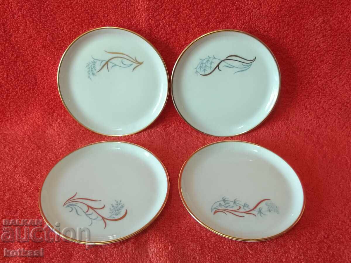 Lot of small porcelain plates gilt Furstenberg F Germany - 6 Lot of small porcelain plates gilt Furstenberg F Germany - 6