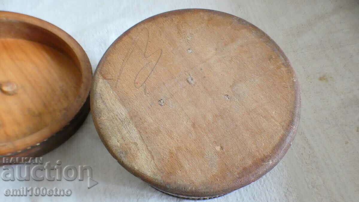 Pyrographed wooden cigarette box - snuffbox - 5 Pyrographed wooden cigarette box - snuffbox - 5