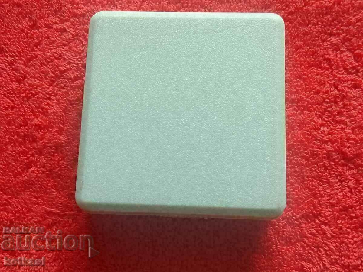 Delivery of Old social metal bronze plaque the 6 Hawks Delivery of Old social metal bronze plaque the 6 Hawks