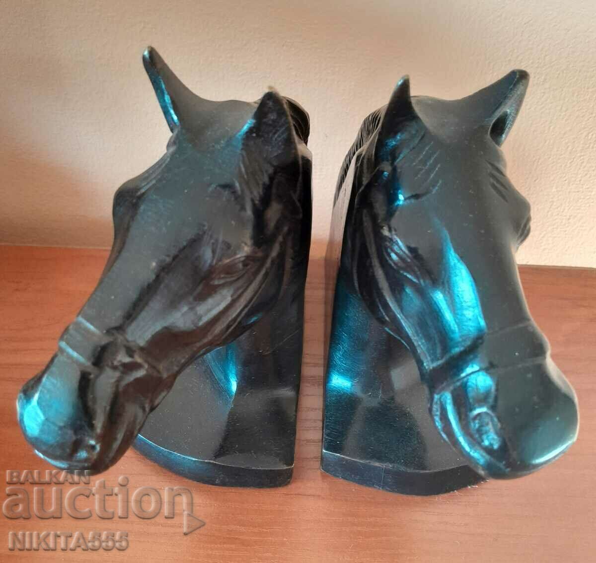 Old bronze horse head bookends 1940. with price 500.00 BGN | € 255.65 Old bronze horse head bookends 1940. with price 500.00 BGN | € 255.65