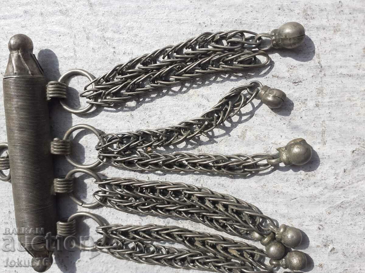 Delivery of An old musket flaunts an ornament, a pin, a costume, ethnography Delivery of An old musket flaunts an ornament, a pin, a costume, ethnography