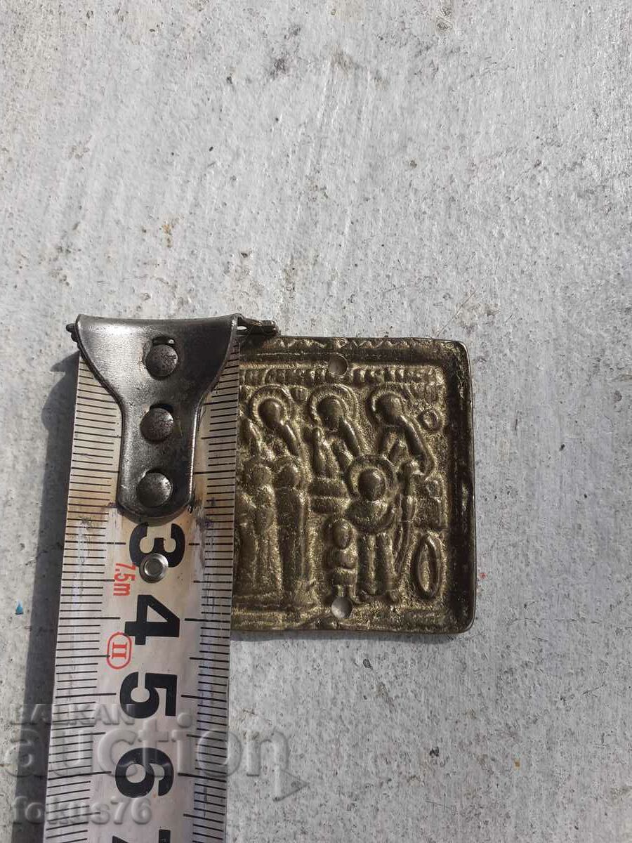 Delivery of Small pectoral bronze icon Delivery of Small pectoral bronze icon