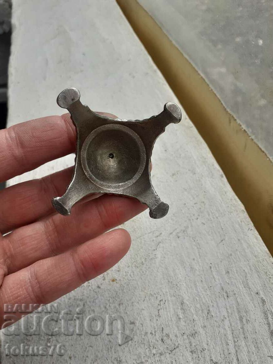 Στέκι κορώνας με κορώνες - 5 Στέκι κορώνας με κορώνες - 5