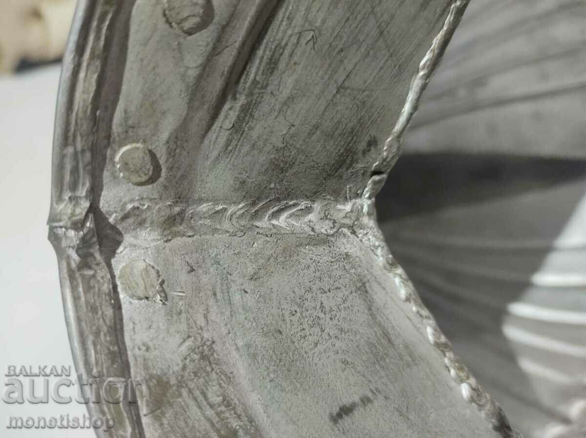 Casca Morion cu preț 600.00 BGN | € 306.78