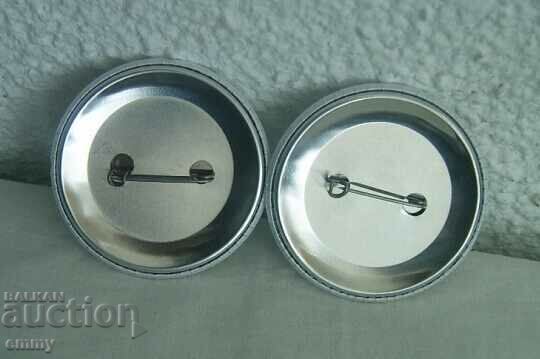 Auction Michelin car tire badge - Michelin/Michelin, logo-2 pcs. Auction Michelin car tire badge - Michelin/Michelin, logo-2 pcs.