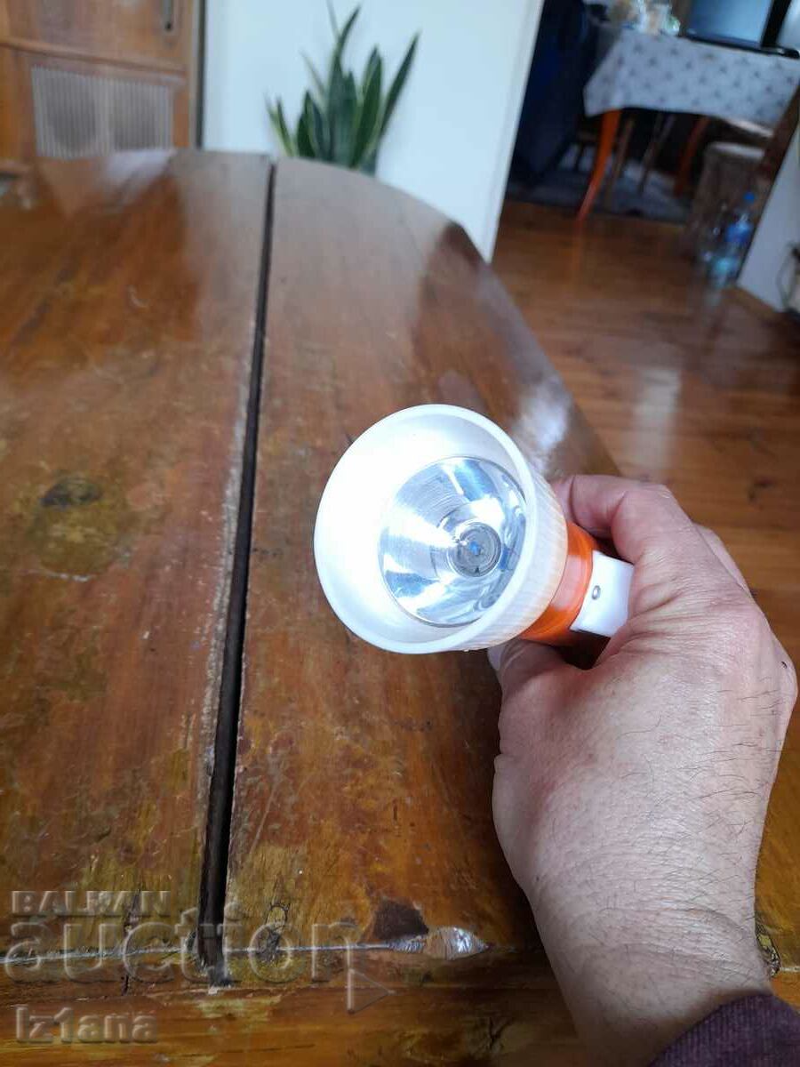 Delivery of Old flashlight, Honor flashlight