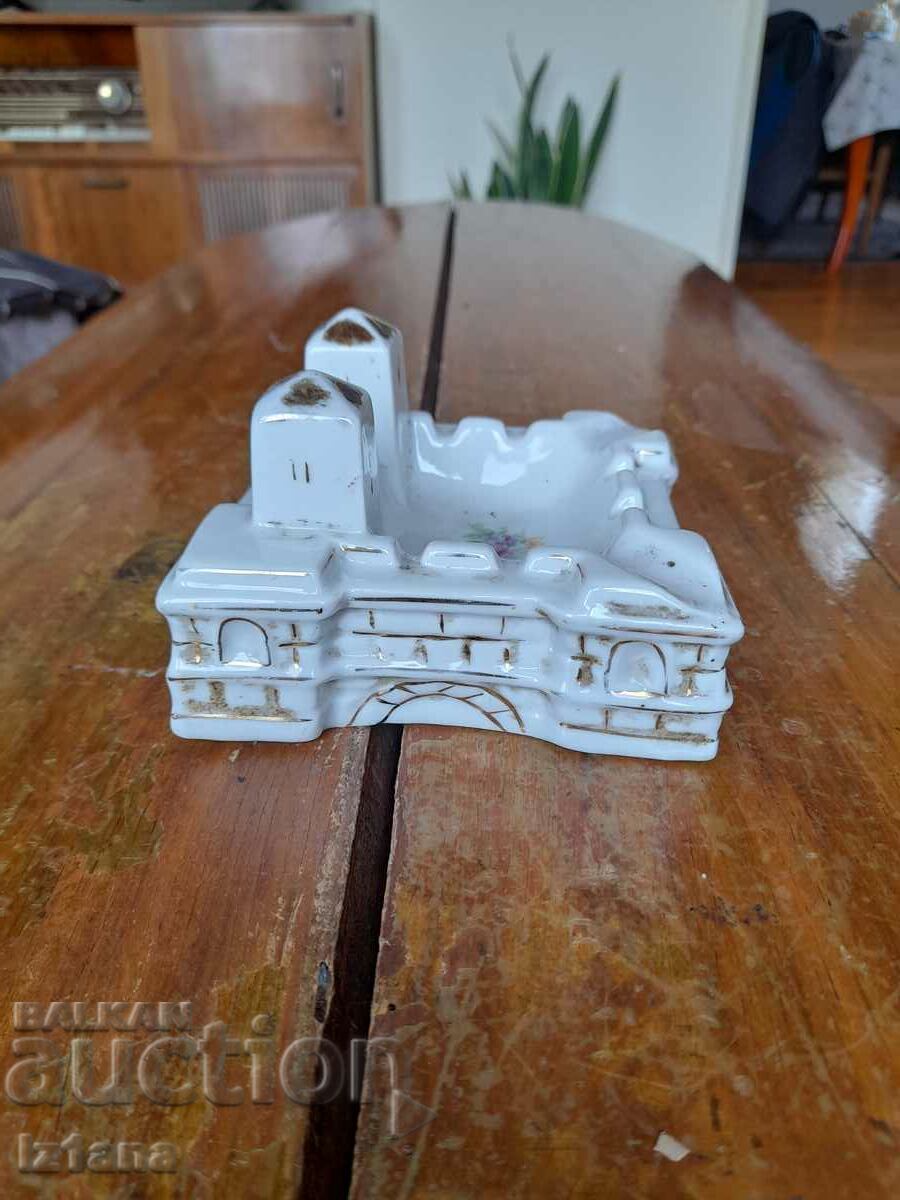 Old ashtray Baba Vida with price 55.00 BGN | € 28.12 Old ashtray Baba Vida with price 55.00 BGN | € 28.12