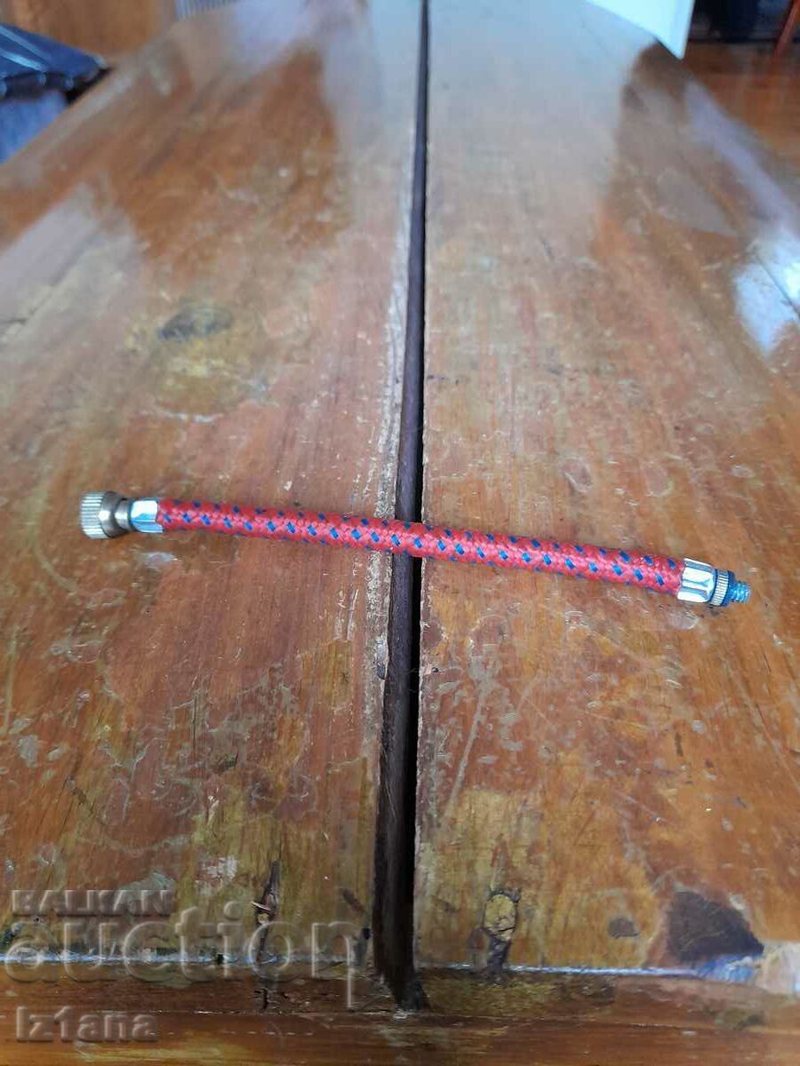 Furtun vechi pentru pompa de bicicleta Furtun vechi pentru pompa de bicicleta