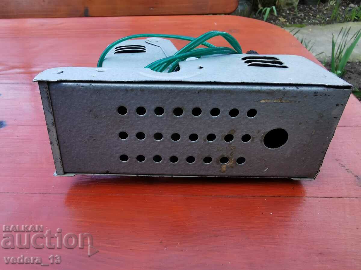 Auction PROJECTOR Auction PROJECTOR