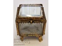 Cutie retro sticla si aurire