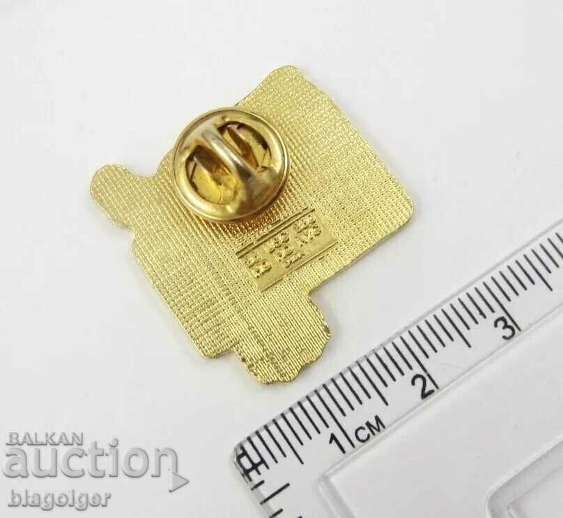 Delivery of USA OLYMPIC WRESTLING TEAM- OLYMPIC BADGE Delivery of USA OLYMPIC WRESTLING TEAM- OLYMPIC BADGE