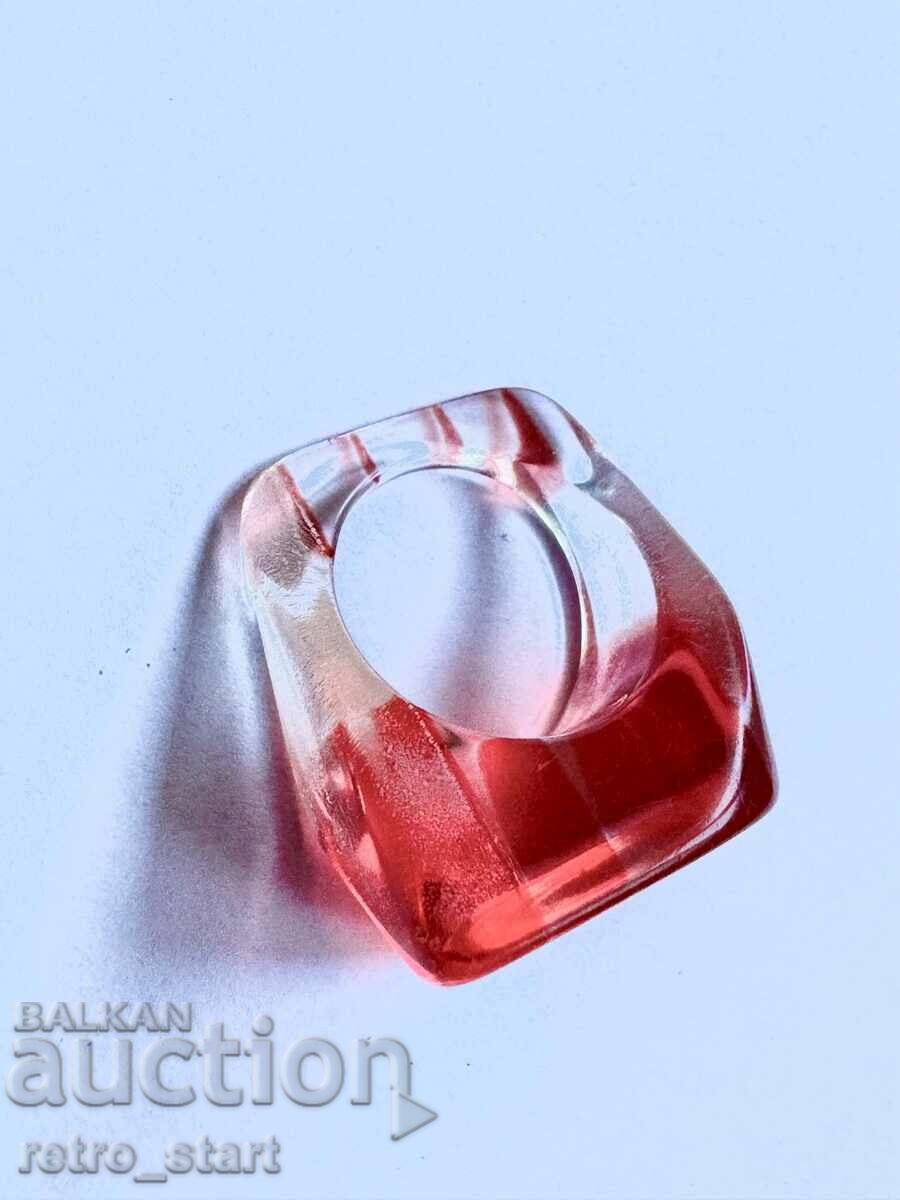 Delivery of Retro ring from the 70s-80s Delivery of Retro ring from the 70s-80s