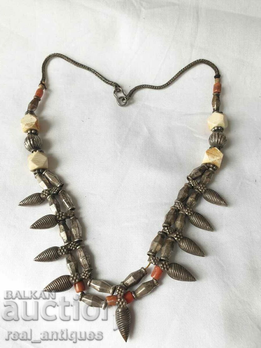 Стар сребърен гердан Стар сребърен гердан