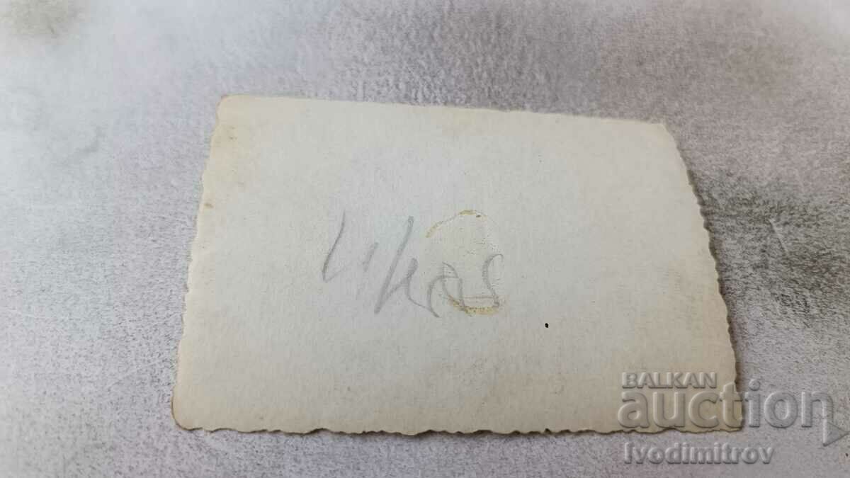 Φωτογραφία Σοφία Δύο νεαρά κορίτσια για μια βόλτα με τιμή 2.45 BGN | € 1.25 Φωτογραφία Σοφία Δύο νεαρά κορίτσια για μια βόλτα με τιμή 2.45 BGN | € 1.25