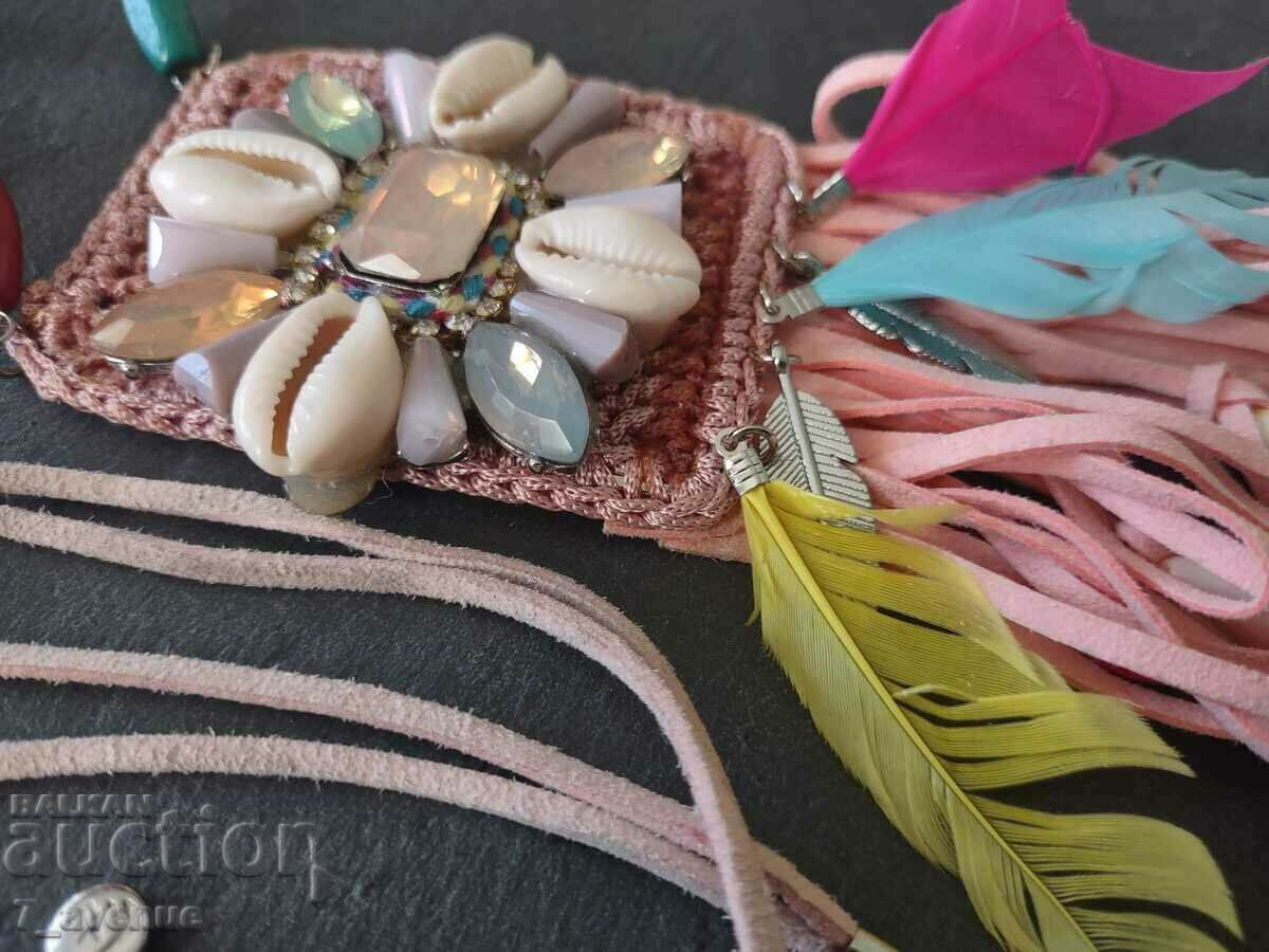 Livrarea Frumos colier colier bijuterii, pene, motive native americane, etnice Livrarea Frumos colier colier bijuterii, pene, motive native americane, etnice