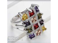 Ring with colored cubic zirconias