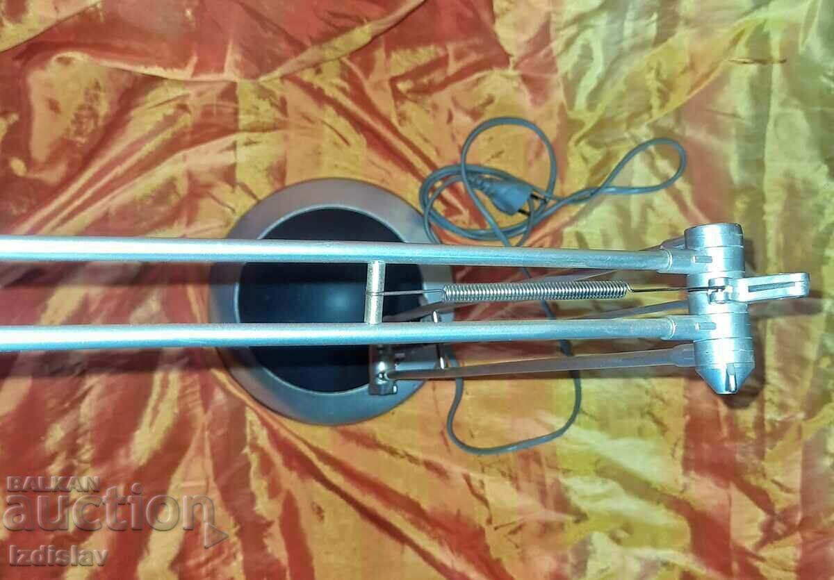 Auction Desk lamp Auction Desk lamp