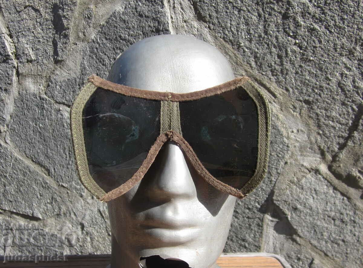 Al Doilea Război Mondial, ochelari de protecție pentru nisip și praf