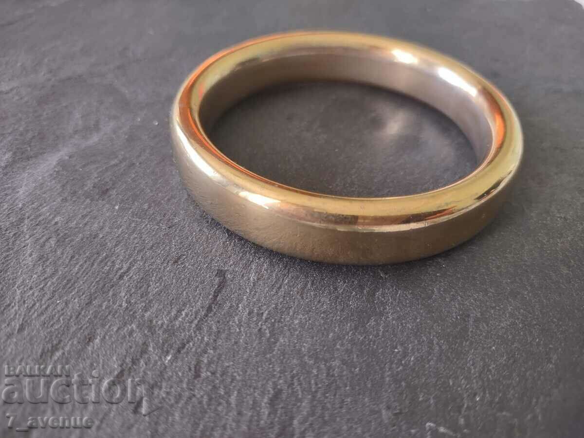 Delivery of BRACELET with gold plating, does not open, 22.03.2024