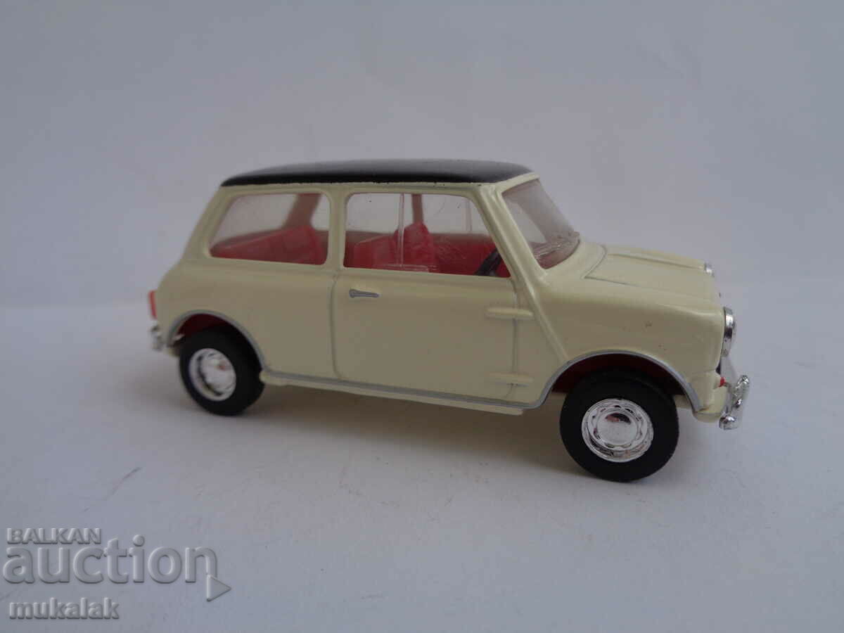 Auction 1:43 MATCHBOX AUSTIN MINI COOPER S CAR MODEL Auction 1:43 MATCHBOX AUSTIN MINI COOPER S CAR MODEL