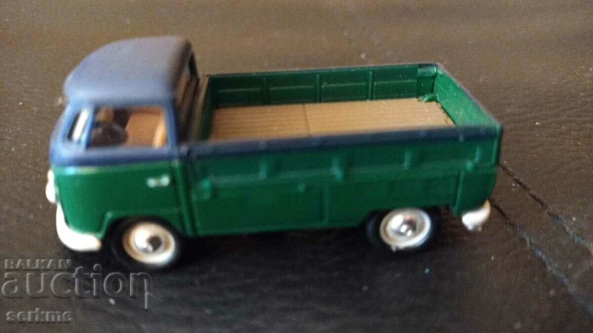 Кола с цена 5.00 лв. | € 2.56 Кола с цена 5.00 лв. | € 2.56