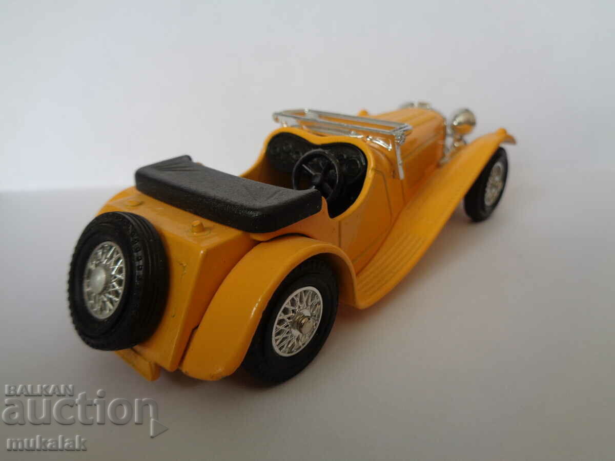 Delivery of 1:43 MATCHBOX JAGUAR SS 100 1936 RETRO MODEL CAR