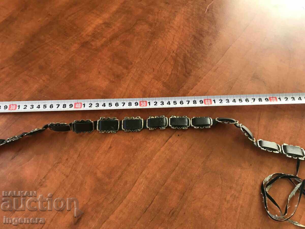 Livrarea CUREA CUREA ETN FOLCLOR ORNAMENTE METALICE Livrarea CUREA CUREA ETN FOLCLOR ORNAMENTE METALICE