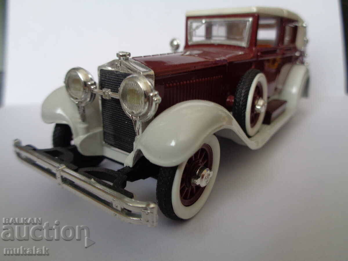 1:43 RIO ISOTTA FRASCHINI TRUCK RETRO MODEL with price 25.00 BGN | € 12.78