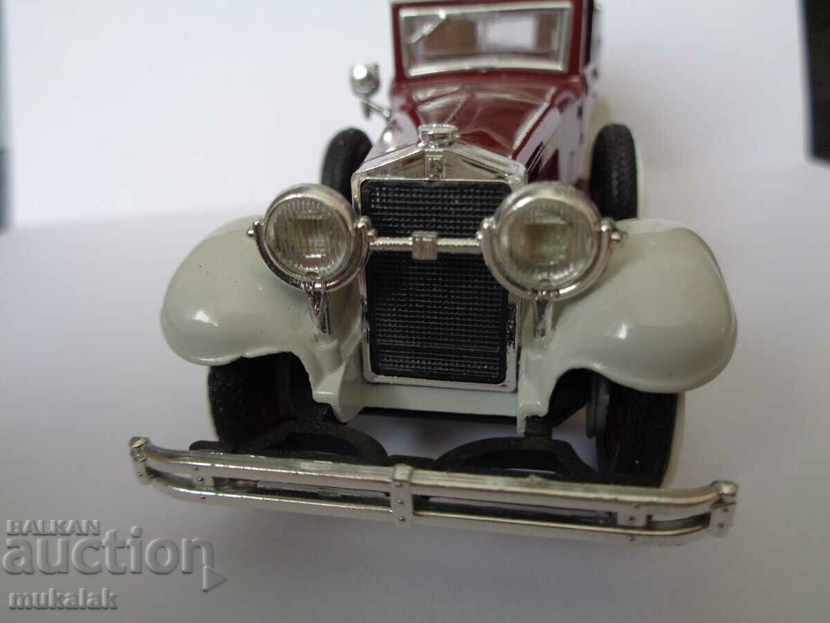 Auction  1:43 RIO ISOTTA FRASCHINI TRUCK RETRO MODEL