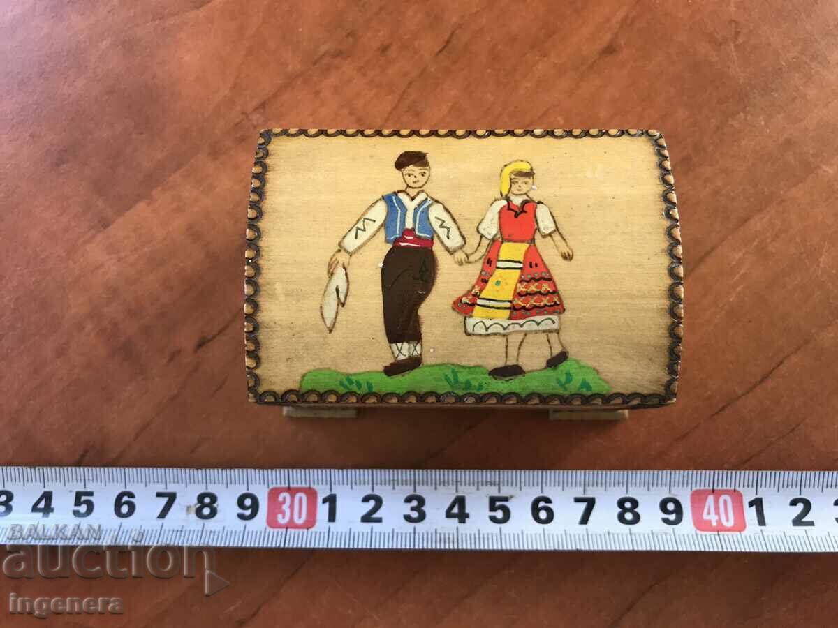 BOX BOX WOOD PYROGRAPHED PAINTED COLOR BULGARIA with price 14.00 BGN | € 7.16