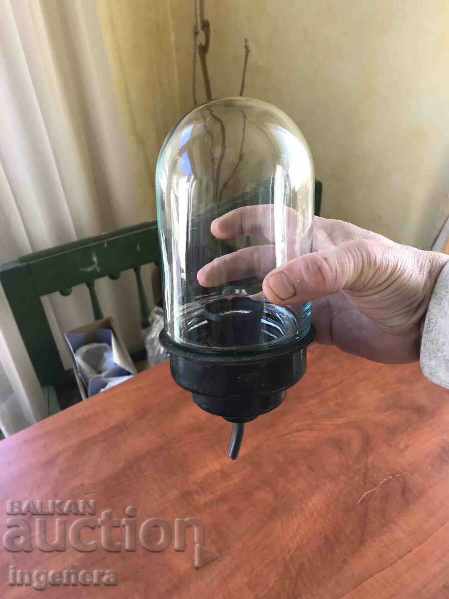 Auction  LUMINAIRE LAMP BAKELITE