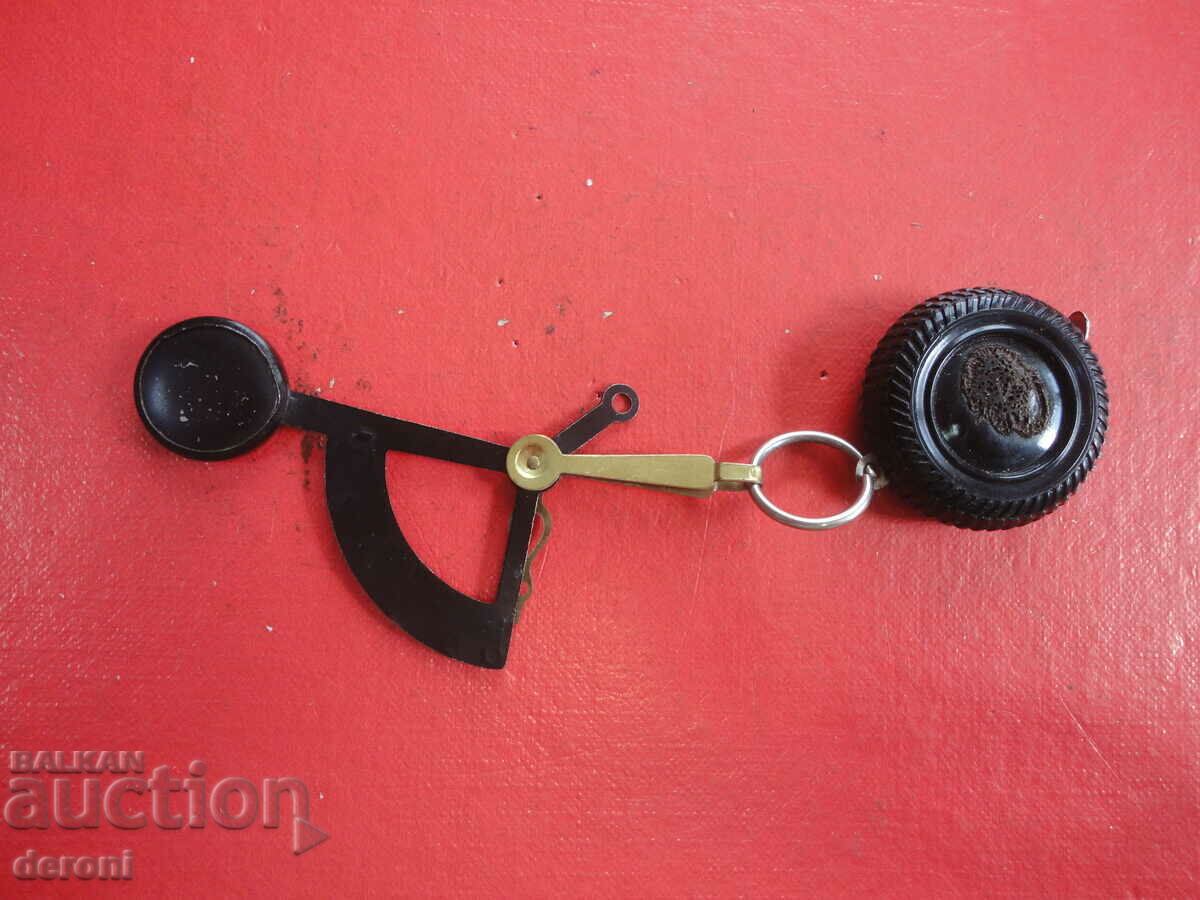 Auction Antique tape measure Auction Antique tape measure