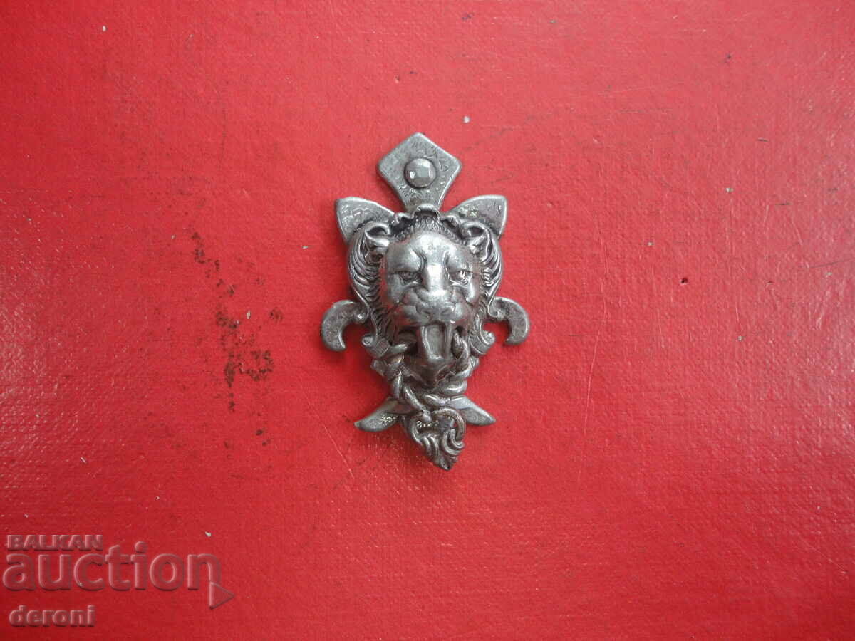 Antique small bronze lion knocker - 6