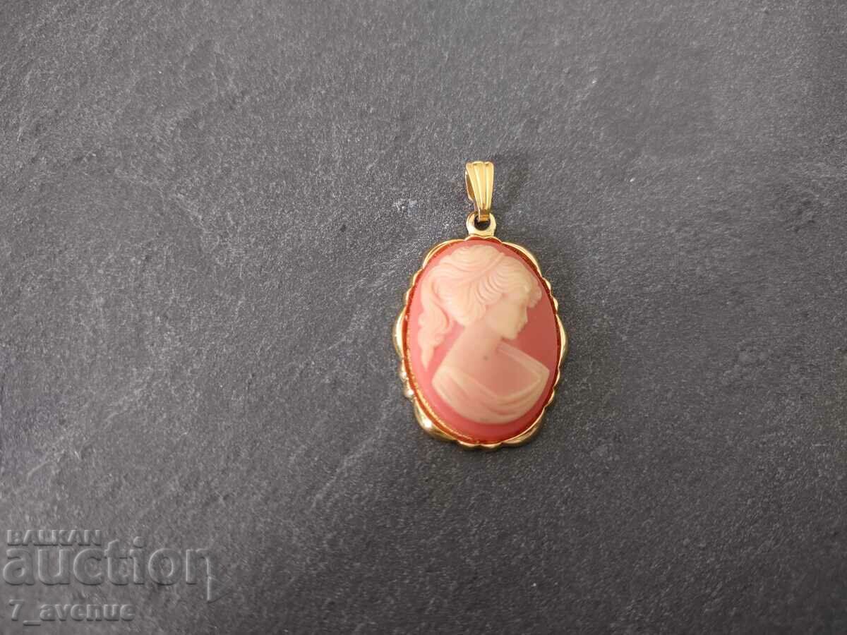 Μετάλλιο, 23/03/24 με τιμή 49.00 BGN | € 25.05