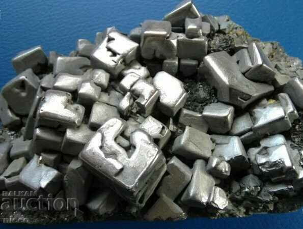 Клетъчен/скелетен галенит с цена 59.00 лв. | € 30.17 Клетъчен/скелетен галенит с цена 59.00 лв. | € 30.17