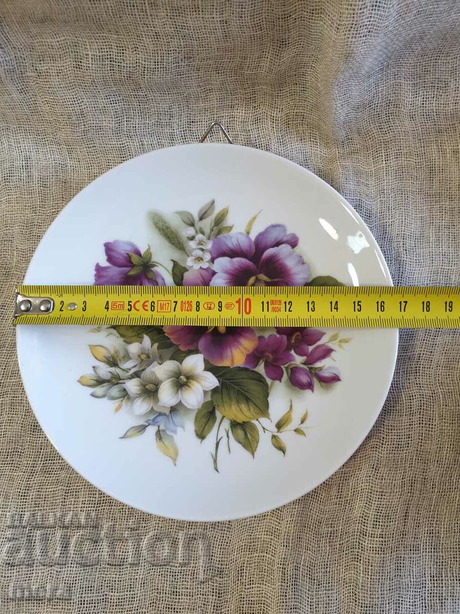 Beautiful plate with floral motifs for wall-Bavaria with price 35.00 BGN | € 17.90 Beautiful plate with floral motifs for wall-Bavaria with price 35.00 BGN | € 17.90